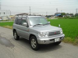 Mitsubishi Pajero IO 