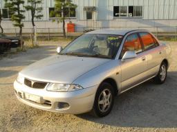 Mitsubishi Carisma