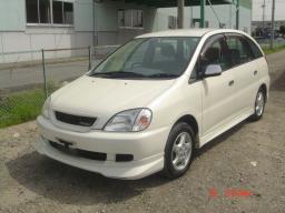 Toyota Nadia