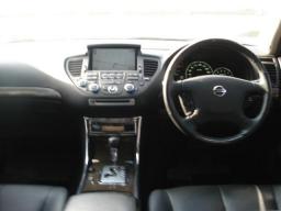 Nissan CIMA 300G ƒOƒ‰ƒ“ƒhƒc[ƒŠƒ“ƒO picture