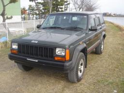 Chrysler Cherokee 