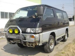 Mitsubishi DELICA STAR WAGON GLX LTD EDITION