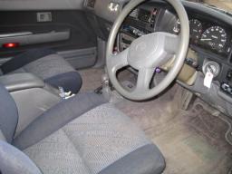 Toyota Hilux SURF SSR-X 3.0 LIMITED picture