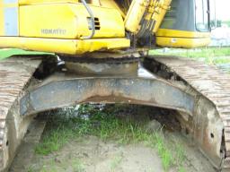 Komatsu PC-200-6E  picture