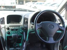 Toyota Harrier 3.0 S PKG picture