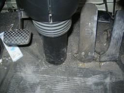 Isuzu forward  picture