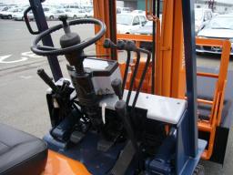 Toyota FORKLIFT fork lift picture