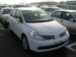 Nissan TIIDA LATIO 15S picture