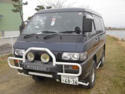 Mitsubishi DELICA STAR WAGON 2.5 DIESEL-TURBO 4WD