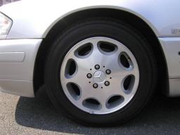 Mercedes-Benz SL 320  picture