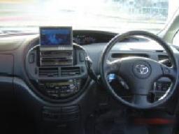 Toyota Estima Aeras-S picture