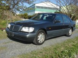 Mercedes-Benz S320 