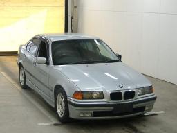 BMW 320i  picture