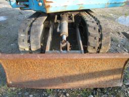 IHI EXCAVATOR IS-7GX2 picture