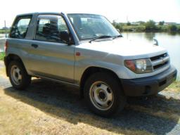 Mitsubishi Pajero IO 4WD ZX