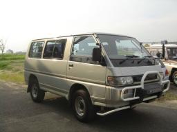 Mitsubishi Delica Wagon 