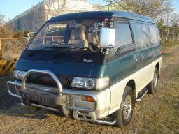 Mitsubishi Delica 