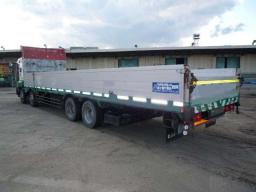 Isuzu GIGA LODER TRUCK picture