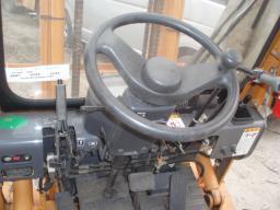 TCM FORKLIFT battery fork lif picture