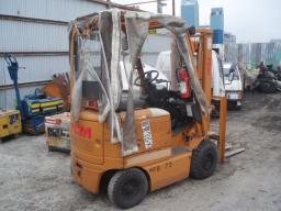 TCM FORKLIFT battery fork lif picture