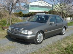 Mercedes-Benz C220