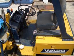 Komatsu Wheel Loader WA20-1 picture