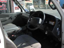Toyota HIACE VAN LONG DX picture