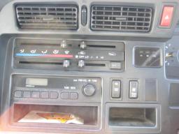 Toyota HIACE VAN LONG DX picture