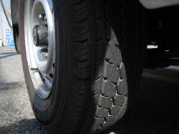 Toyota HIACE VAN LONG DX picture