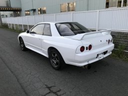 Nissan SKYLINE GT-R picture