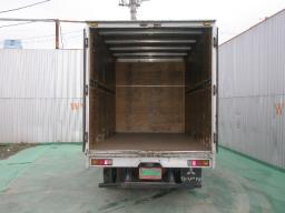 Isuzu Elf box body truck picture