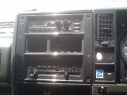 Nissan UD Dump picture