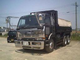 Nissan UD Dump picture