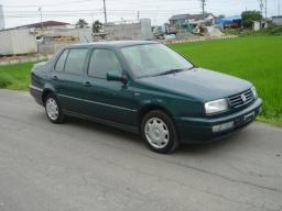 VolksWagen VENTO GLi