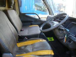 Mitsubishi Canter W CAB picture