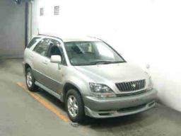 Toyota Harrier 3.0 Four S package
