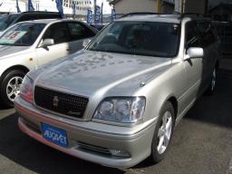 Toyota Crown Estate picture