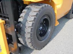 Toyota Forklift 02-7FD40 picture