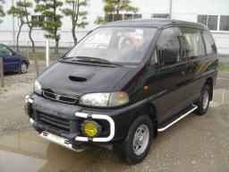 Mitsubishi DELICA SPACE GEAR 2.8 EXCEED