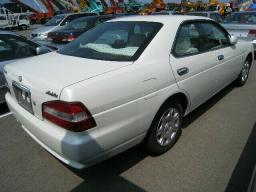 Nissan LAUREL Medalisr picture