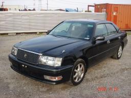 Toyota Crown royal touring