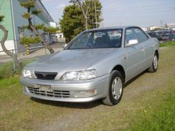Toyota Vista 4D HT