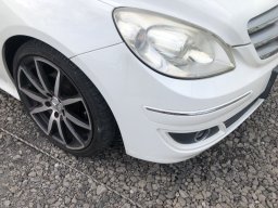 Mercedes-Benz B200 W245 picture