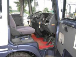 Isuzu JOURNEY BUS picture