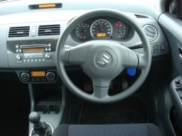 Suzuki SWIFT 1.3XG picture
