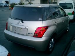 Toyota ist F L-Ltd. (NCP60) picture