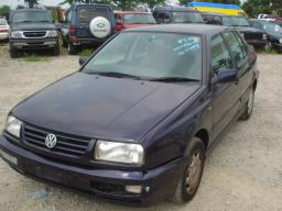 VolksWagen VENTO GLi picture