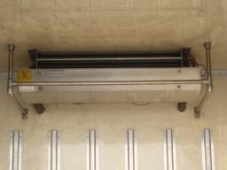 Isuzu Elf FREEZER TRUCK picture