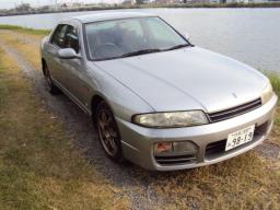 Nissan SKYLINE GTS