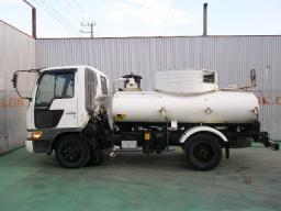 HINO RANGER tanker picture